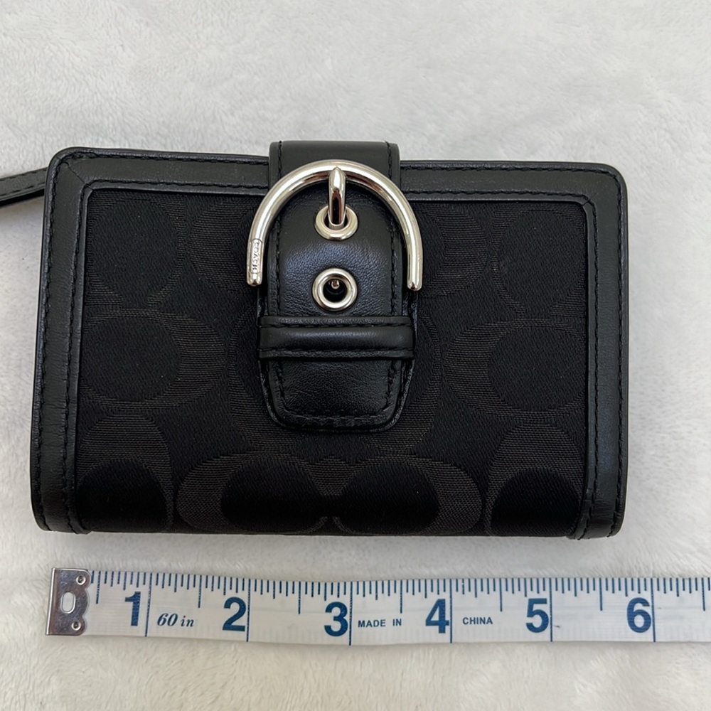 COPY - Vintage Coach Black Wallet with Silver Buckle - Picture 10 of 16